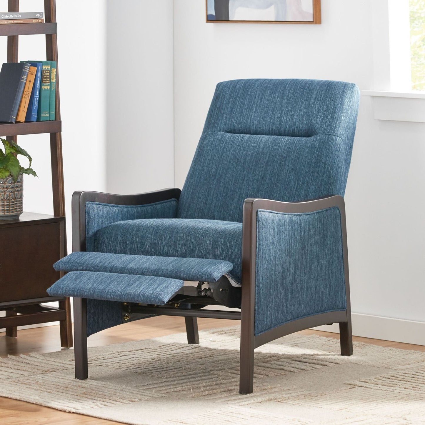 RECLINER CHAIR