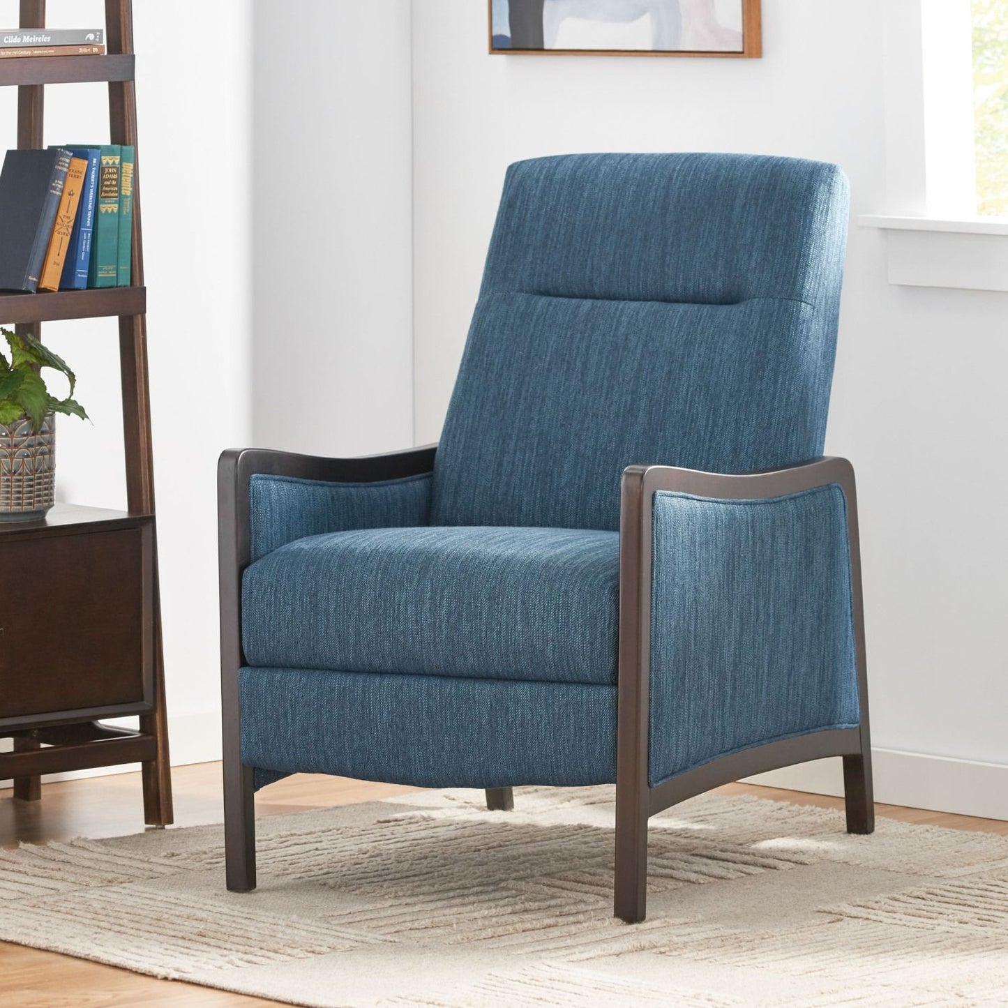 RECLINER CHAIR