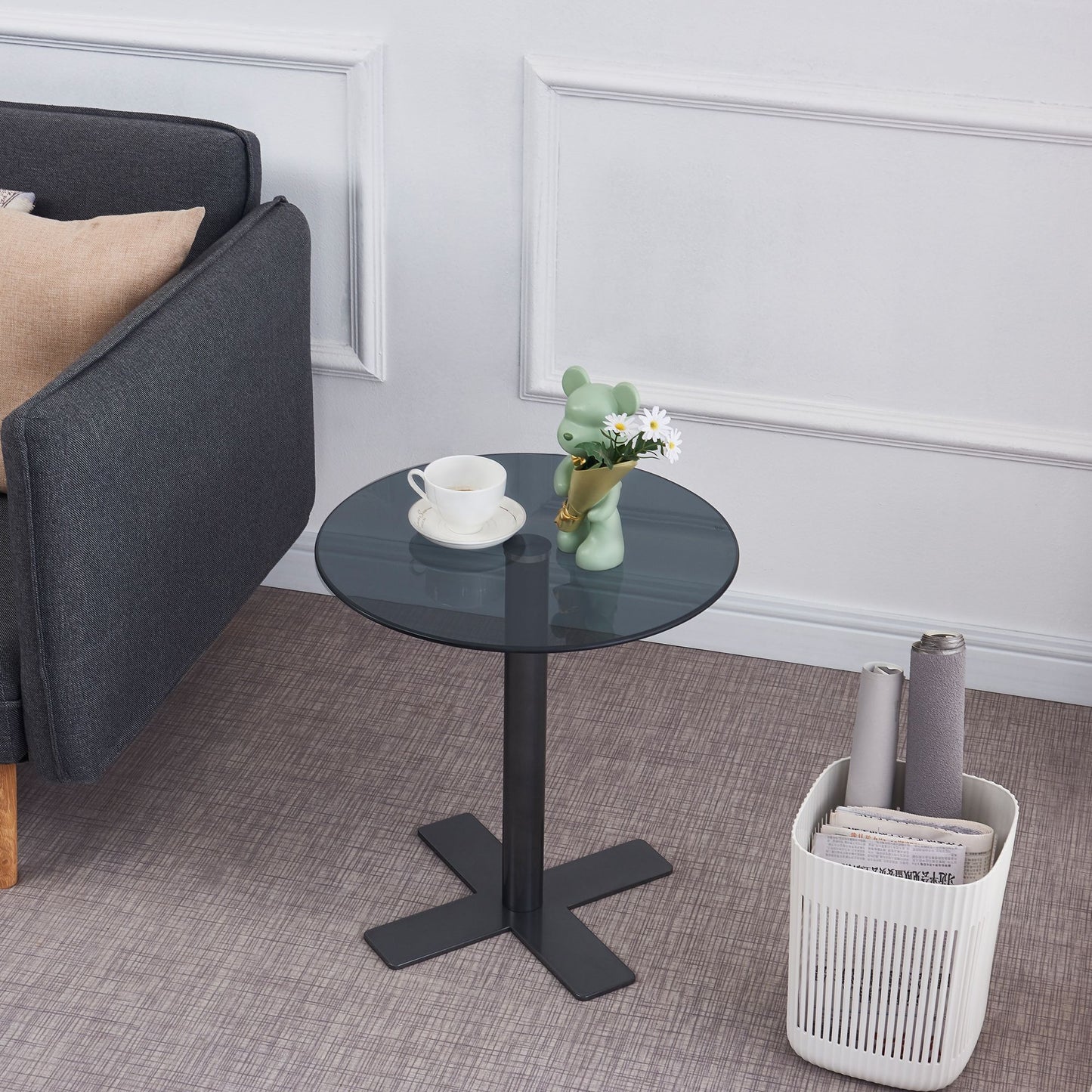Tempered Black Rould Glass Dinning Table with Black Leg