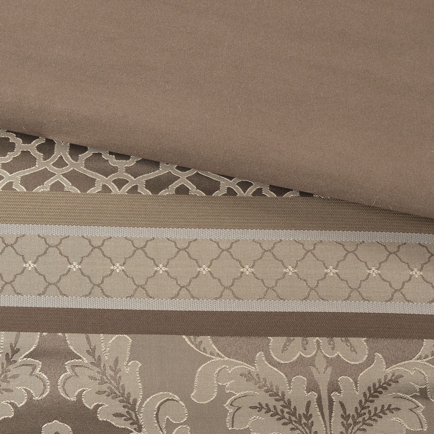 7 Piece Jacquard Comforter Set