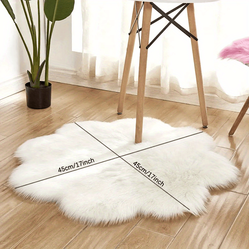 1pc, Soft and Plush Flower Shaped Fur Rug - Faux Sheepskin Area Rug for Bedroom, Sofa, and Nursery - Machine Washable and Perfect for Living Room and Bedroom Decor