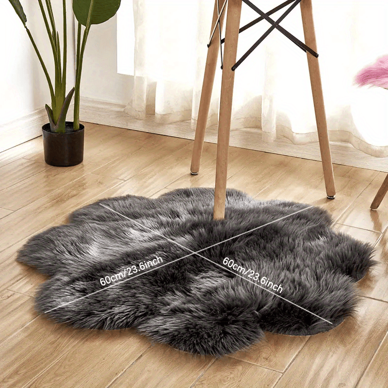 1pc, Soft and Plush Flower Shaped Fur Rug - Faux Sheepskin Area Rug for Bedroom, Sofa, and Nursery - Machine Washable and Perfect for Living Room and Bedroom Decor
