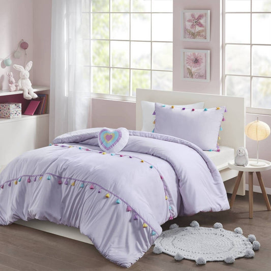 Tassel Comforter Set with Heart Shaped Throw Pillow Full/Queen