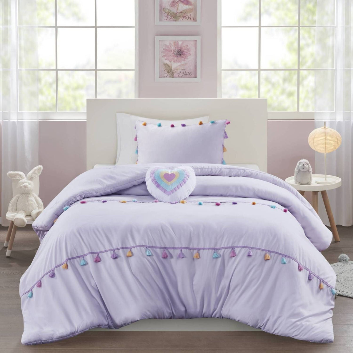 Tassel Comforter Set with Heart Shaped Throw Pillow Full/Queen