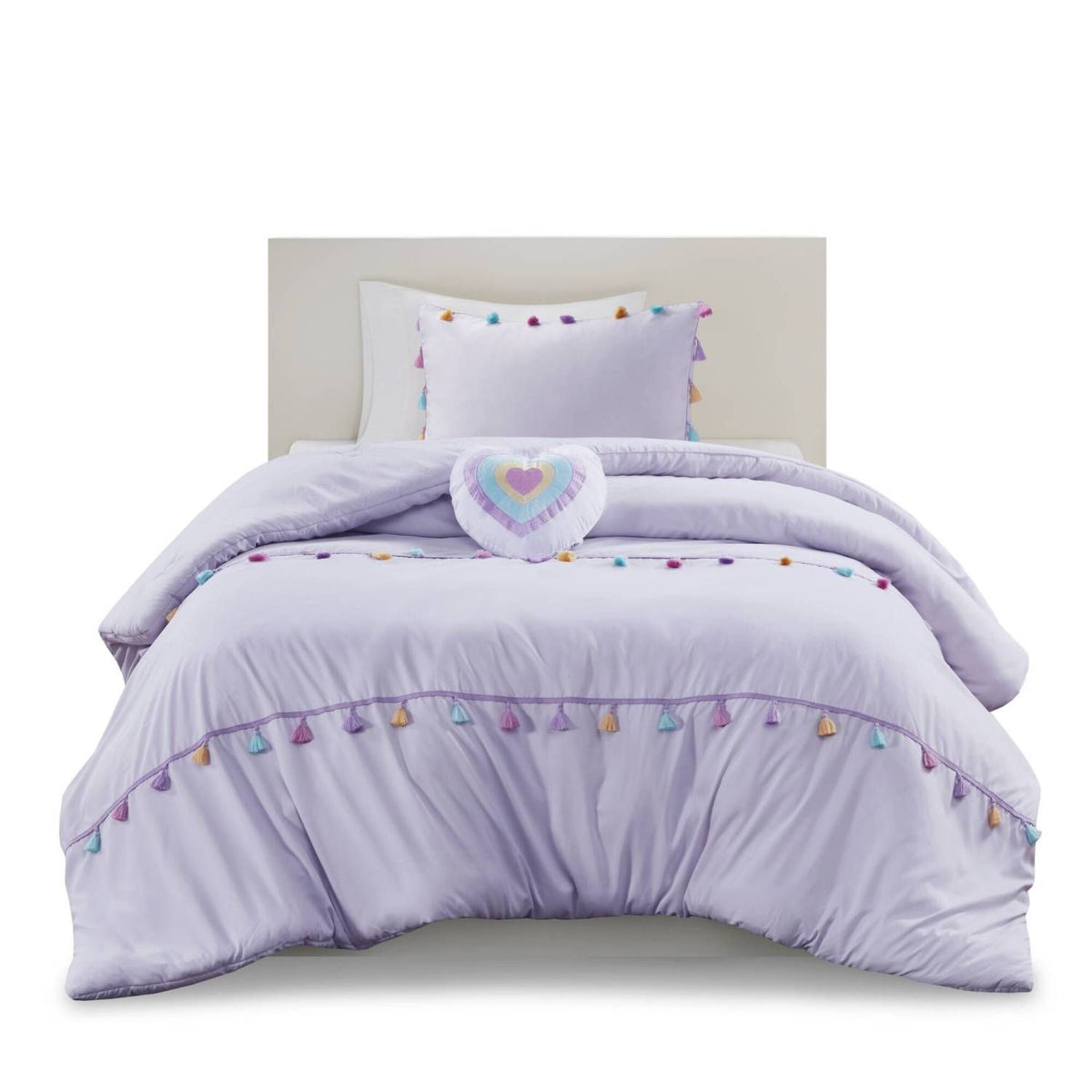 Tassel Comforter Set with Heart Shaped Throw Pillow Full/Queen
