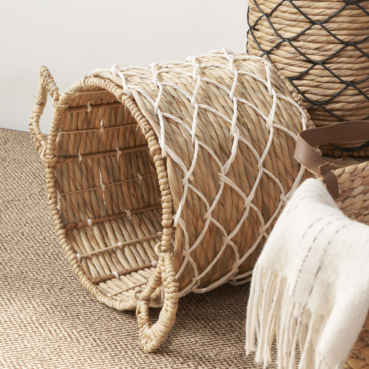 Round Water Hyacinth Woven Basket with Handles - 18" x 18" x 15" - Natural Brown - For Clothes, Towels, Canvas, Toys and Magazine Storage and Home Decoration
