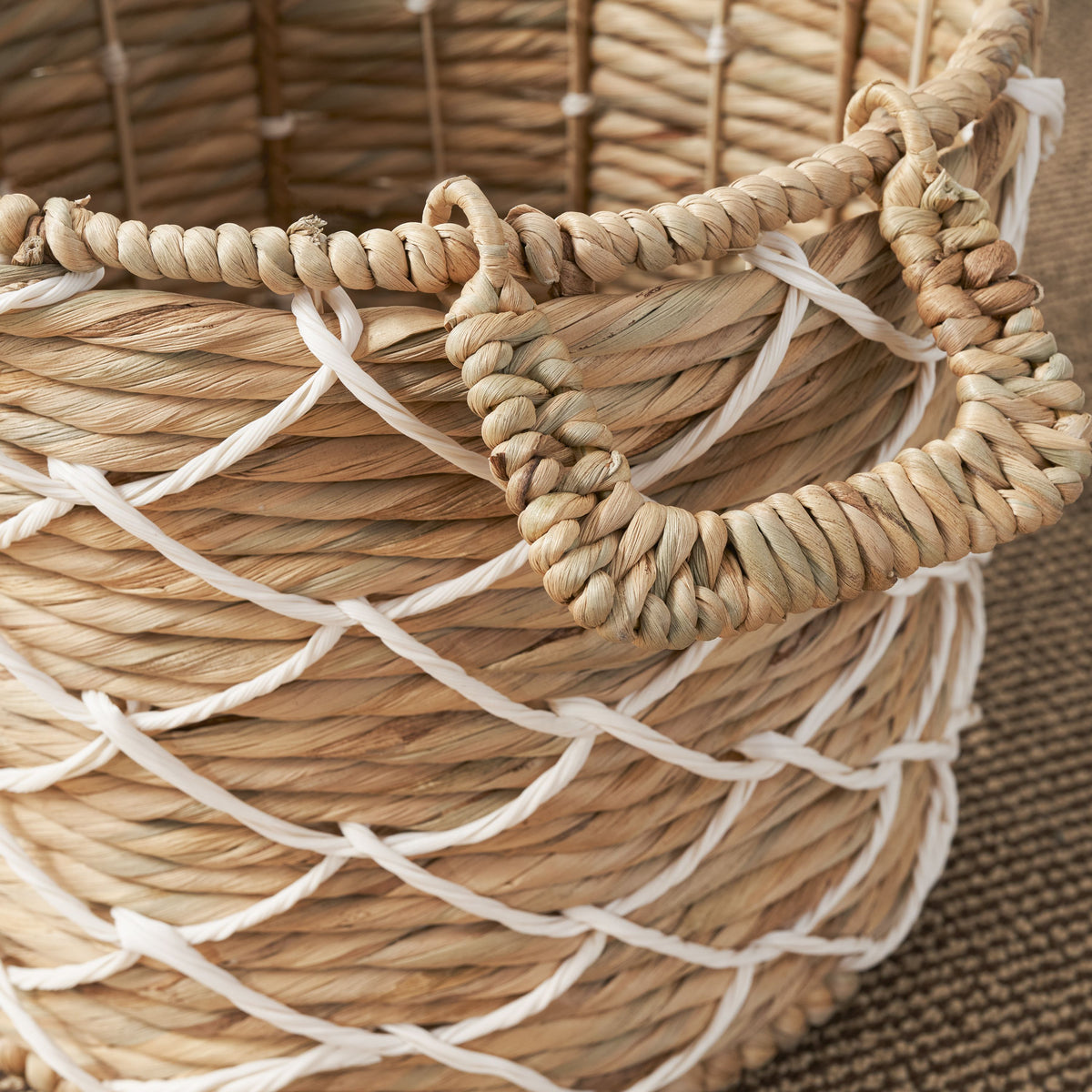 Round Water Hyacinth Woven Basket with Handles - 18" x 18" x 15" - Natural Brown - For Clothes, Towels, Canvas, Toys and Magazine Storage and Home Decoration