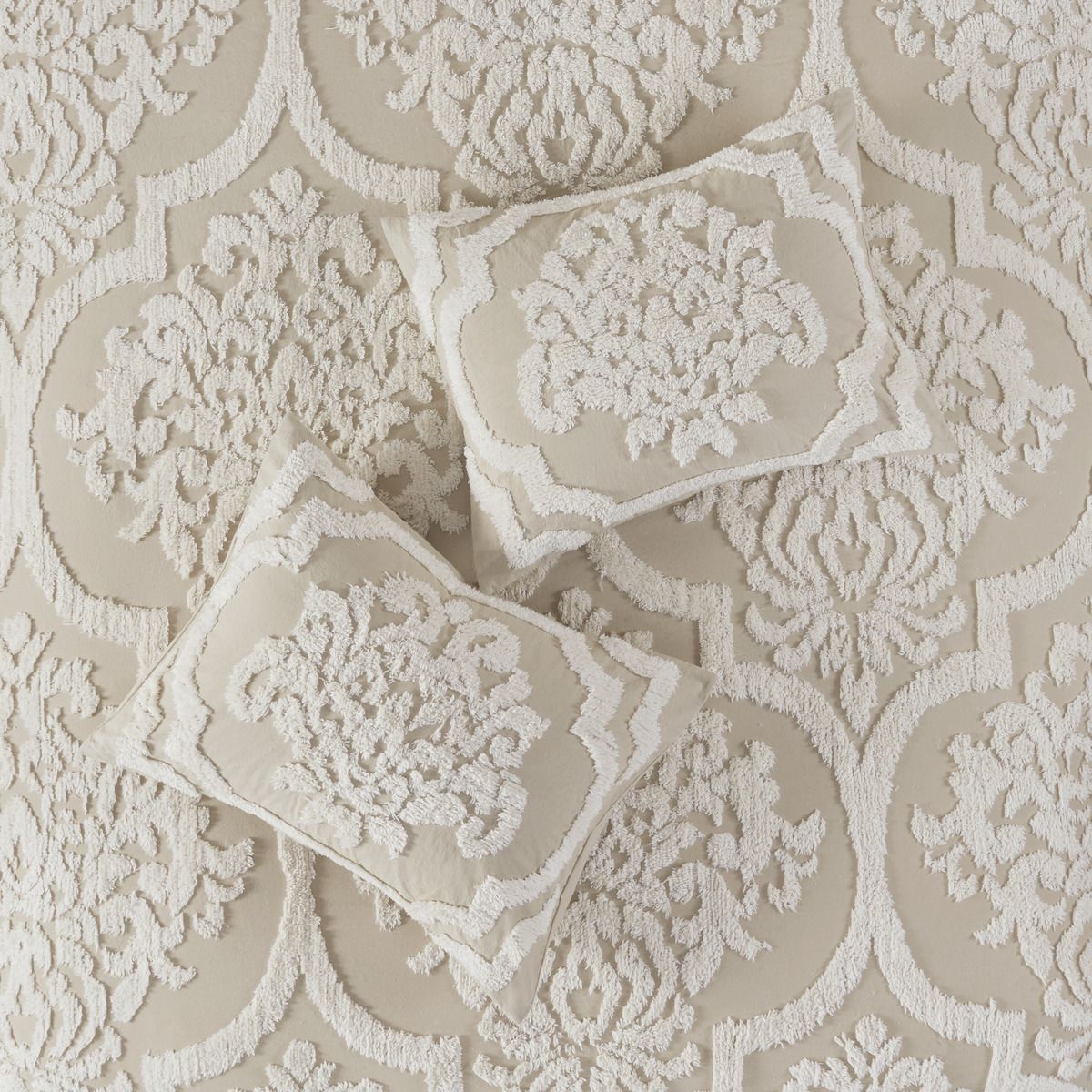3 piece Tufted Cotton Chenille Damask Comforter Set