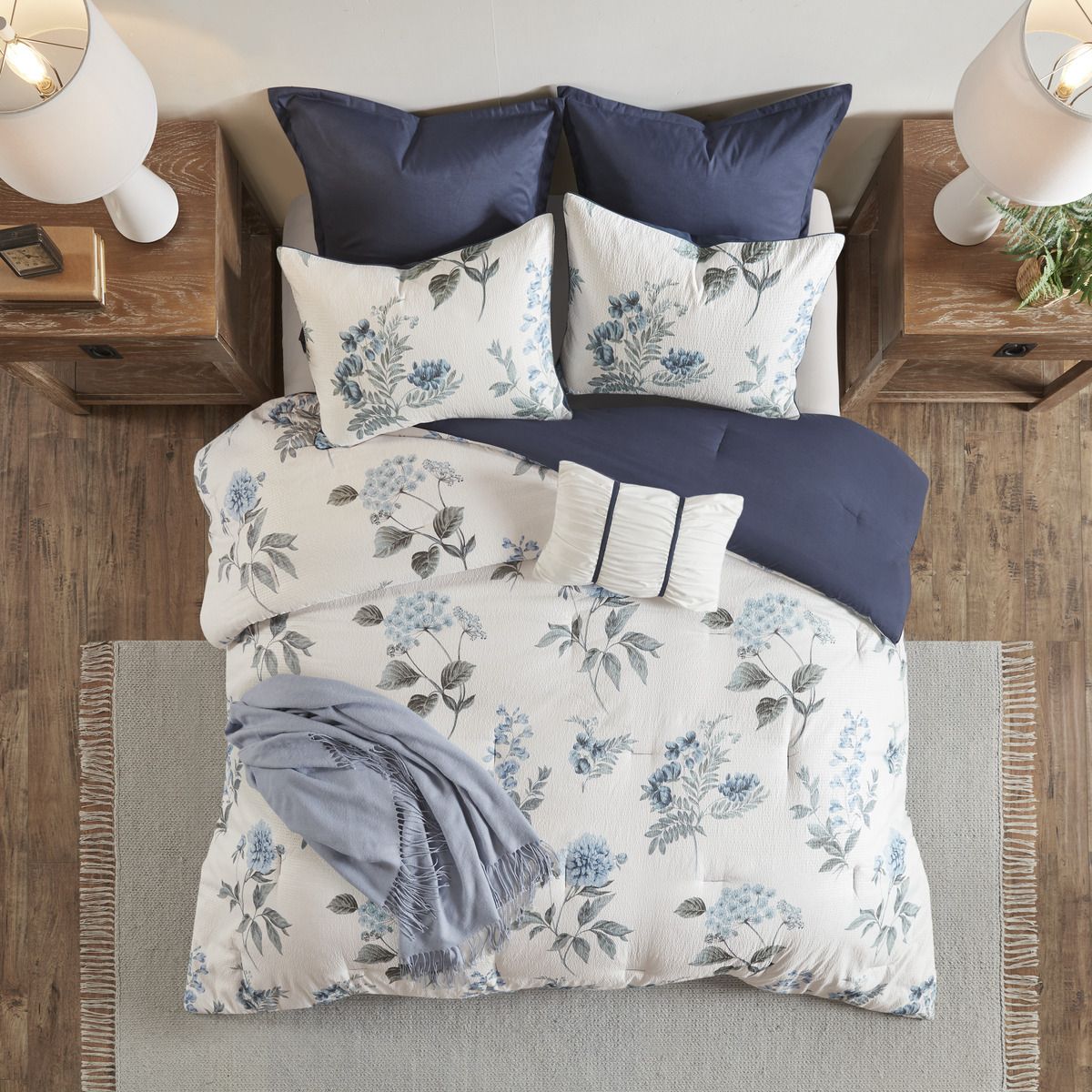 7 Piece Printed Seersucker Comforter Set with Throw Blanket